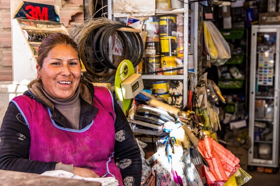 Energía renovable y conexión móvil en África