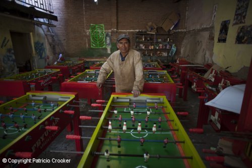 "Juntament amb els microcrèdits de la nostra organització sòcia, el Banco Pyme de la Comunidad, Félix Cárdenas ha creat des de zero una petita empresa pròspera". "Juntament amb els microcrèdits de la nostra organització sòcia, el Banco Pyme de la Comunidad, Félix Cárdenas ha creat des de zero una petita empresa pròspera".